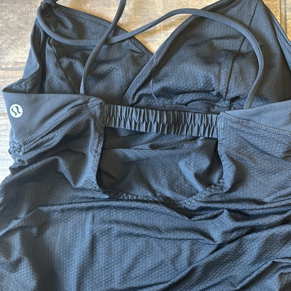 Lululemon Activewear Top